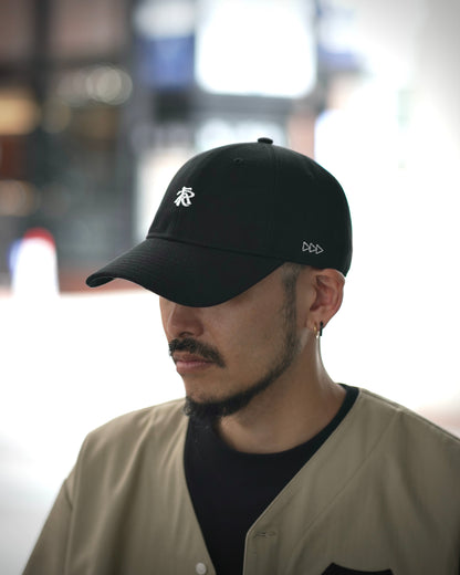 OYZ / BLACK