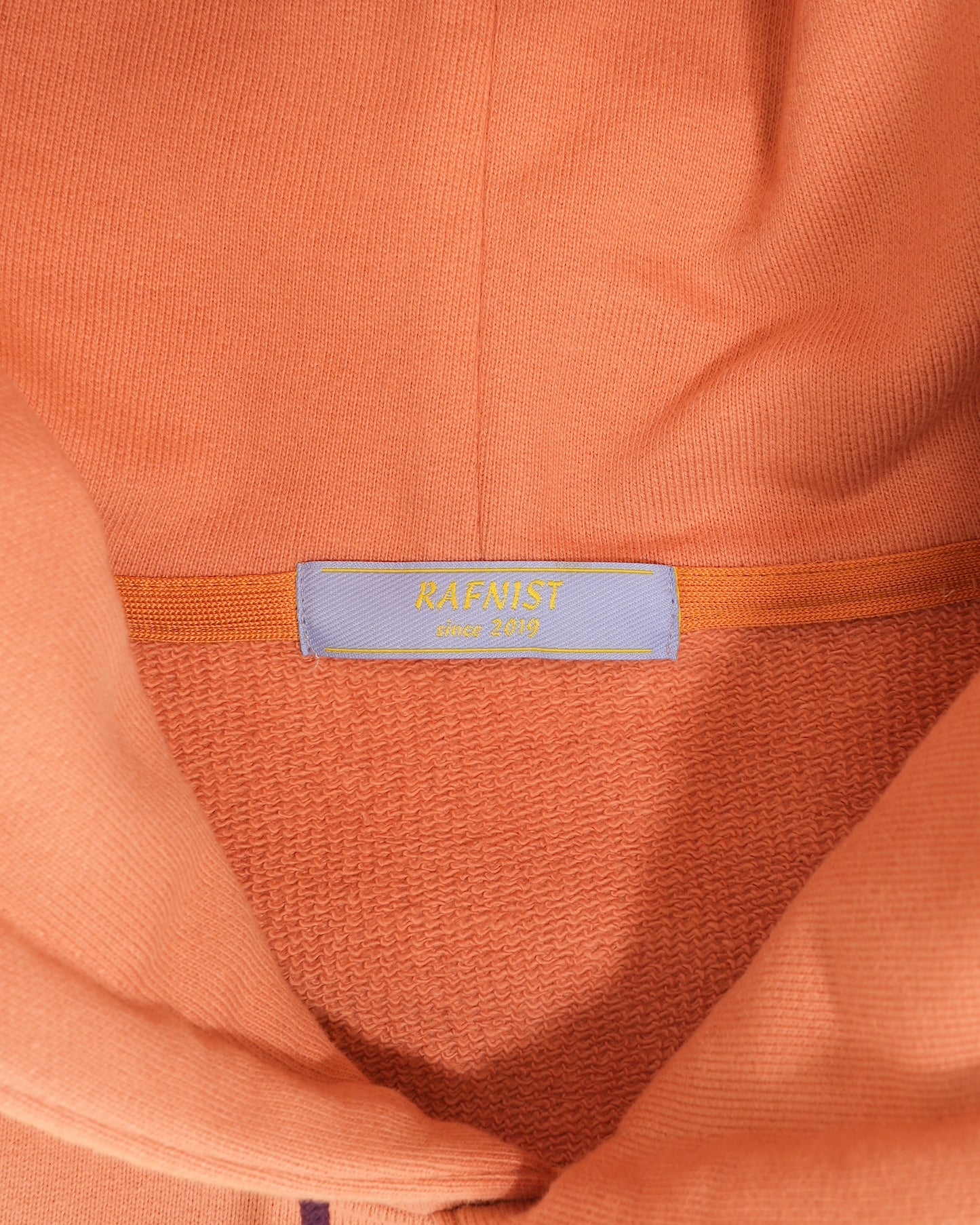 www “ ARCH ” / SALMON PINK